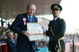 Erdoğan: FETÖ’yü askeri okullarımızdan temizlemeyi başardık