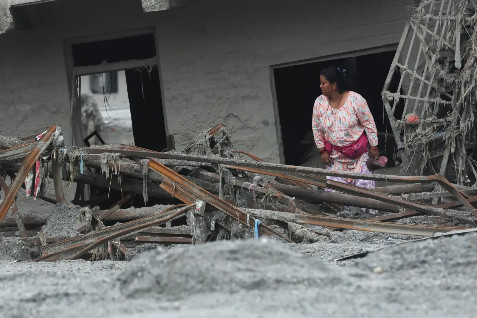 Nepal'deki sel felaketinde ölü sayısı 903'e yükseldi