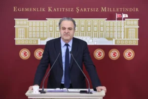 EMEP'li Bayhan, ÇHD raporunu Meclis'e taşıdı: NATO tutuklularına darp ve işkence Bakan Gürlek'e soruldu