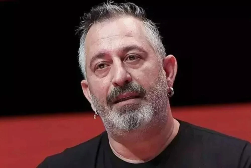 Cem Yılmaz'ın doktorundan açıklama: Sağlık durumu iyi, hatta gayet iyi bir şekilde espri yapıyor