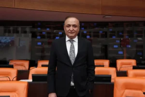 Yeni Parti Milletvekili Melih Meriç'e bıçaklı saldırı