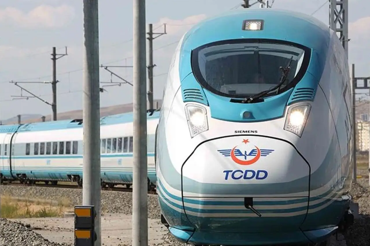 YHT biletlerine zam geliyor: Ankara-İstanbul arası 1000 lirayı aşacak