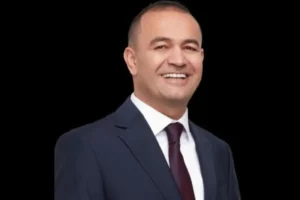 Yeni Partili Özgür Karabat'tan üretim uyarısı: Sıcak paraya dayalı modelin bedeli çok ağır olur