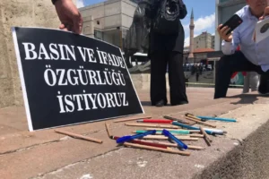 Basın meslek örgütlerinden 'dijital sansüre' tepki