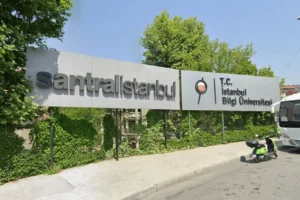 Bilgi Üniversitesine kayyım yaramadı: Kontenjanlar düşürülmesine rağmen boş kaldı