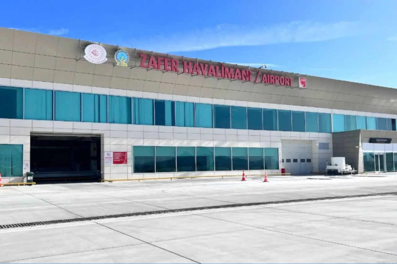 Zafer Havalimanı’nda garanti yine tutmadı: 723 bin yolcunun parası bütçeden