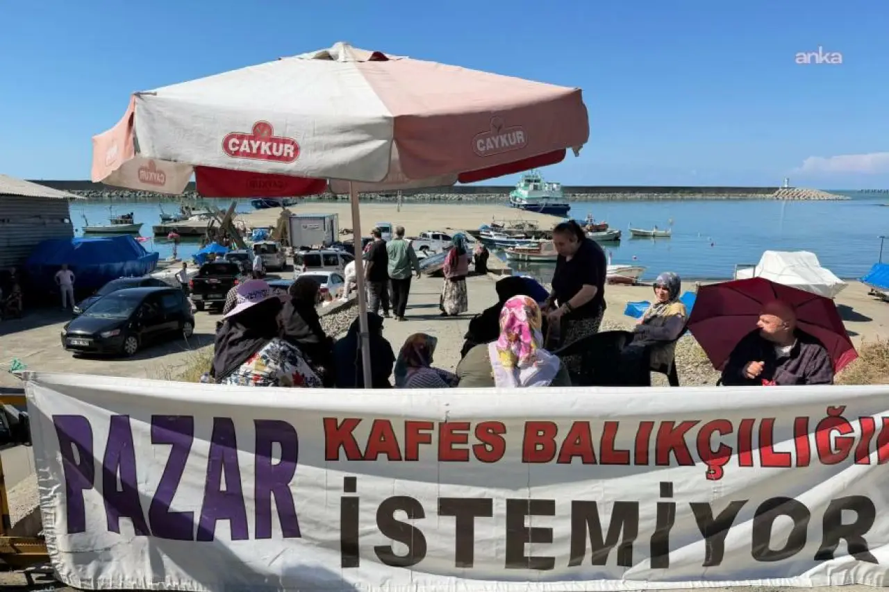 Rize Pazar’da kafes balıkçılığına karşı direniş sürüyor: “Deniz sadece ekmeğimiz değil, geleceğimiz”