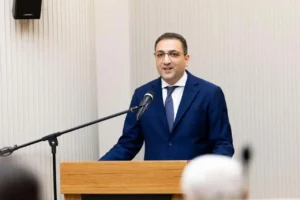 Balçova Belediye Başkanı Onur Yiğit göreve iade edildi