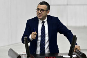 Diyarbakır'da mağdur eden TOKİ konutlarını DEM Partili Eren Meclise taşıdı