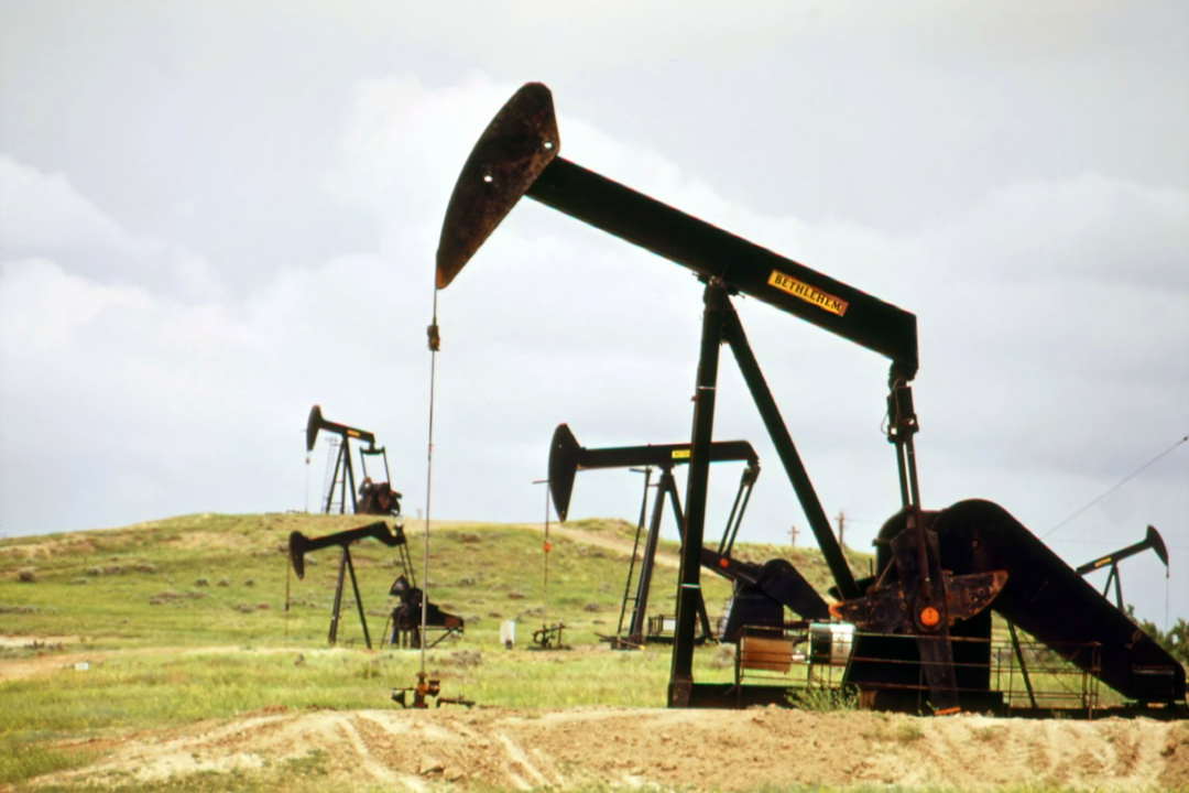İran-Umman görüşmeleri piyasaları etkiledi: Petrol fiyatlarında düşüş