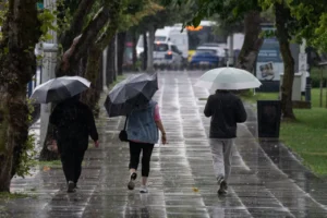 Hava bir anda değişecek: Sağanak ve fırtına geliyor (14.08.2026)