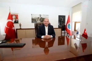 Menderes Belediye Başkanı İlkay Çiçek görevden uzaklaştırıldı