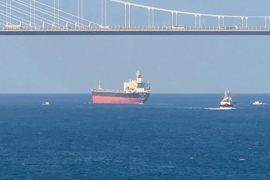 İstanbul Boğazı gemi trafiği çift yönlü askıya alındı
