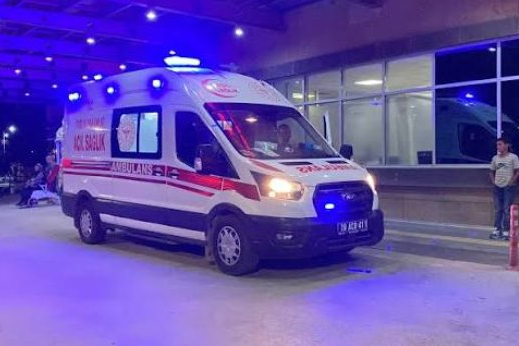 Elini yem kırma makinesine kaptıran çiftçi ağır yaralandı