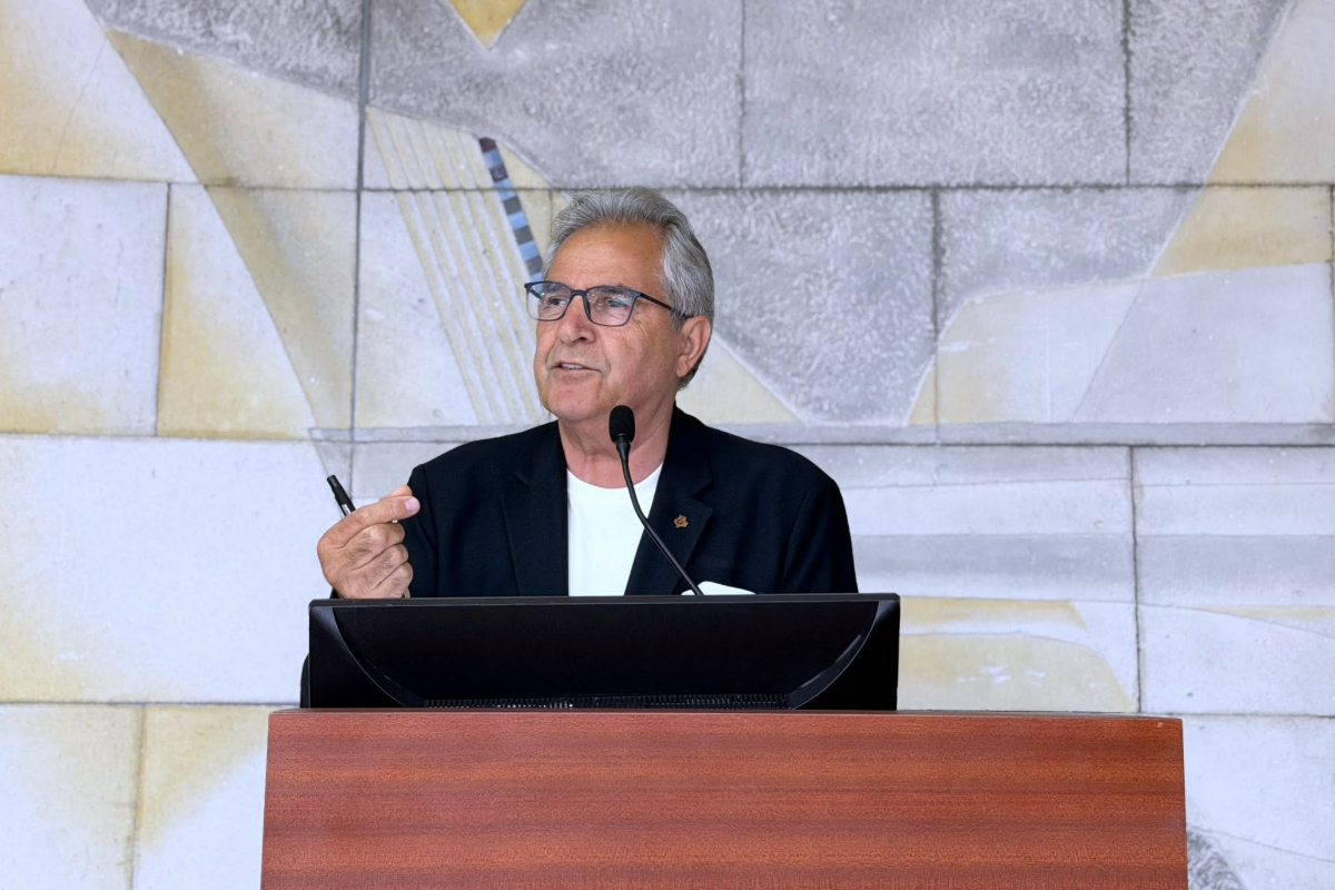 CHP'den Bandırma'da toplu istifa: Belediye Başkanı Mirza ve 16 meclis üyesi Yeni Parti'ye katıldı