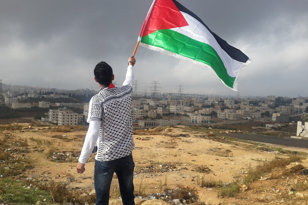 Hamas, Filistinlileri seçimleri için kayıt yaptırmaya çağırdı
