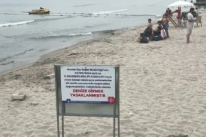 Avcılar’daki Ambarlı sahilinde denize girmek yasaklandı