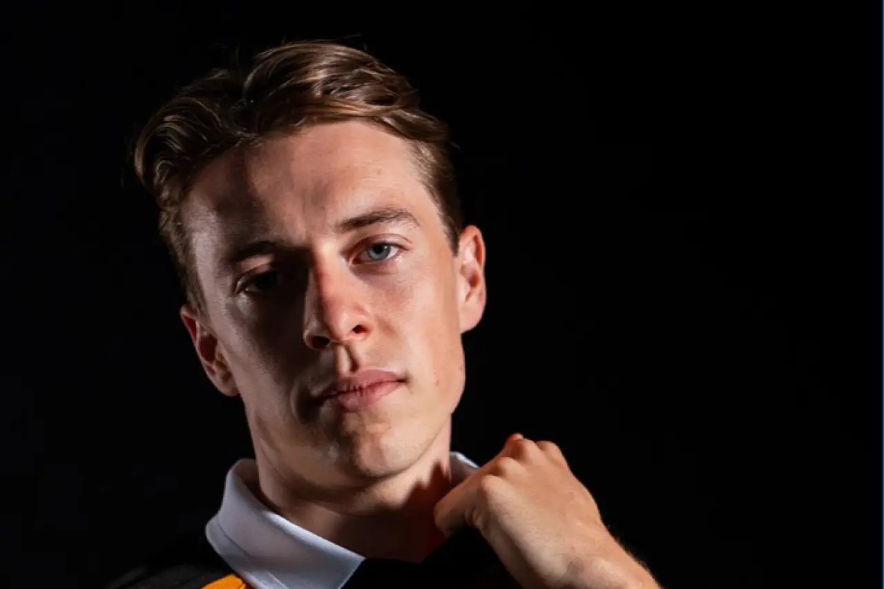 Hull City, Elliot Stroud'u resmen açıkladı: Maliyeti belli oldu