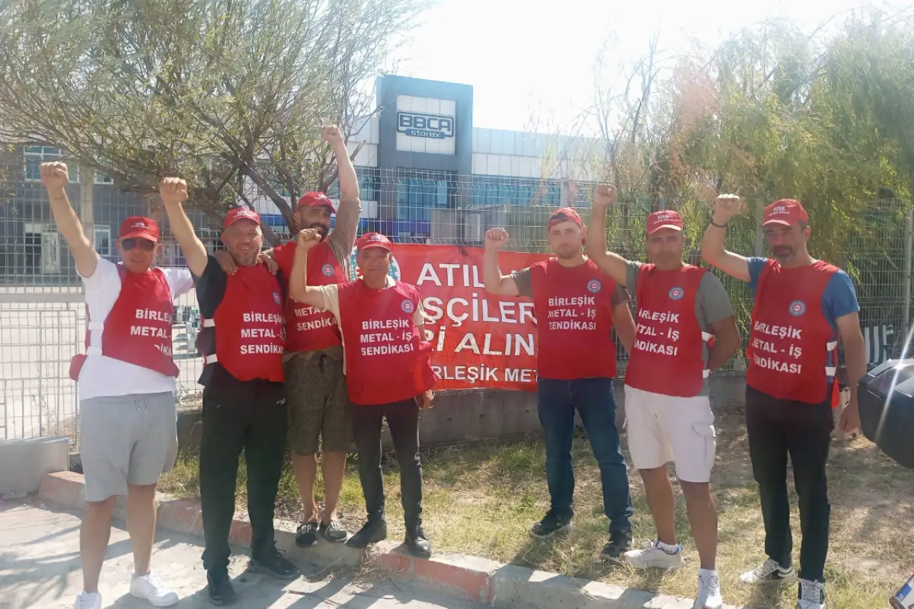BBCA Storex ve Panelsan işçileri sendikal hakları için direnişte