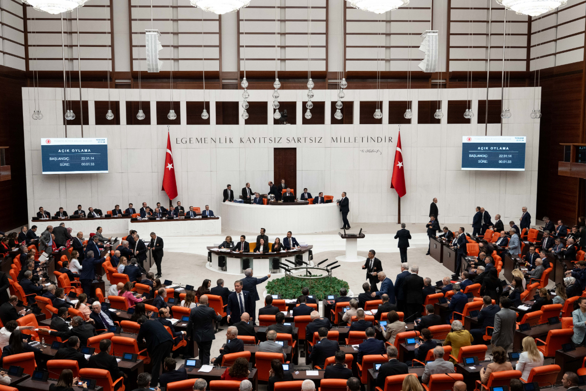 'Çerçeve yasa' teklifine hangi milletvekili ne oy verdi? Parti parti tam liste