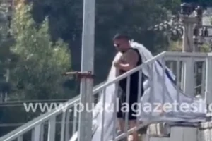 Erdoğan'ın pankartını indiren yurttaş tutuklandı