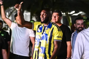 Fenerbahçe'nin yeni yıldızı Lukaku'dan şampiyonluk mesajı