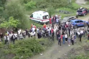 Giresun’da sel: Akıntıya kapılan 2 kızının ardından annenin de cansız bedeni bulundu