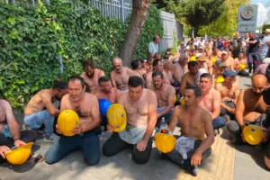 Enerji Bakanlığı önünde direnişin 4. günü: Eti Gümüş işçisi rahatsızlandı