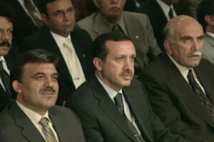 AKP kurucuları 'Türk tipi başkanlık sistemi felaketimiz oldu' diyor