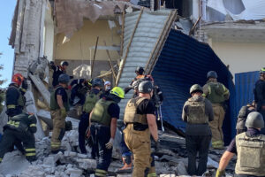 Ukrayna: Harkiv'de en az 12 kişi hayatını kaybetti