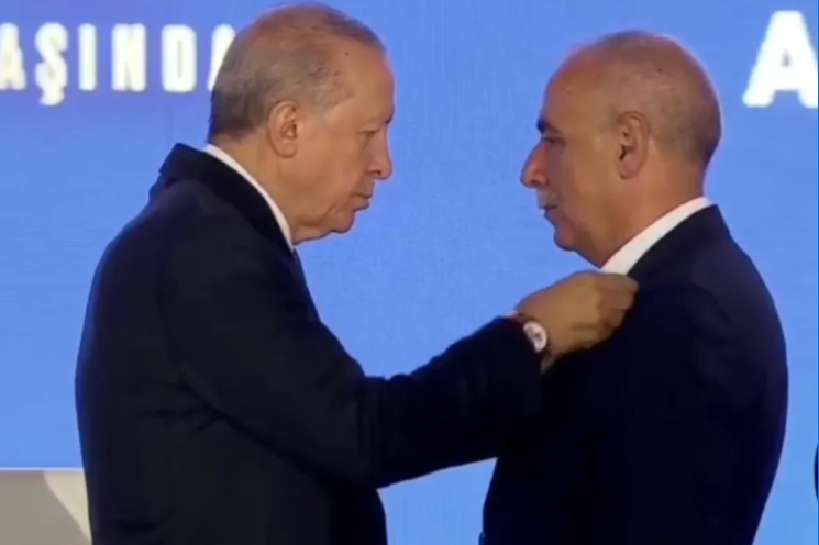 AKP sadece 153 oy almıştı: Belediye başkanı transferiyle ilçeyi kazandı