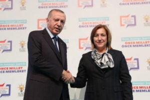 Eski AKP milletvekili Azize Sibel Gönül hayatını kaybetti