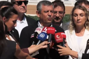 Yeni Parti Genel Başkanı Özel açıklama yapıyor