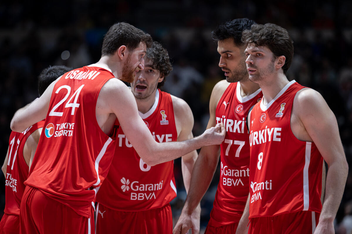 A Milli Erkek Basketbol Takımı'nın Litvanya maçı kadrosu açıklandı