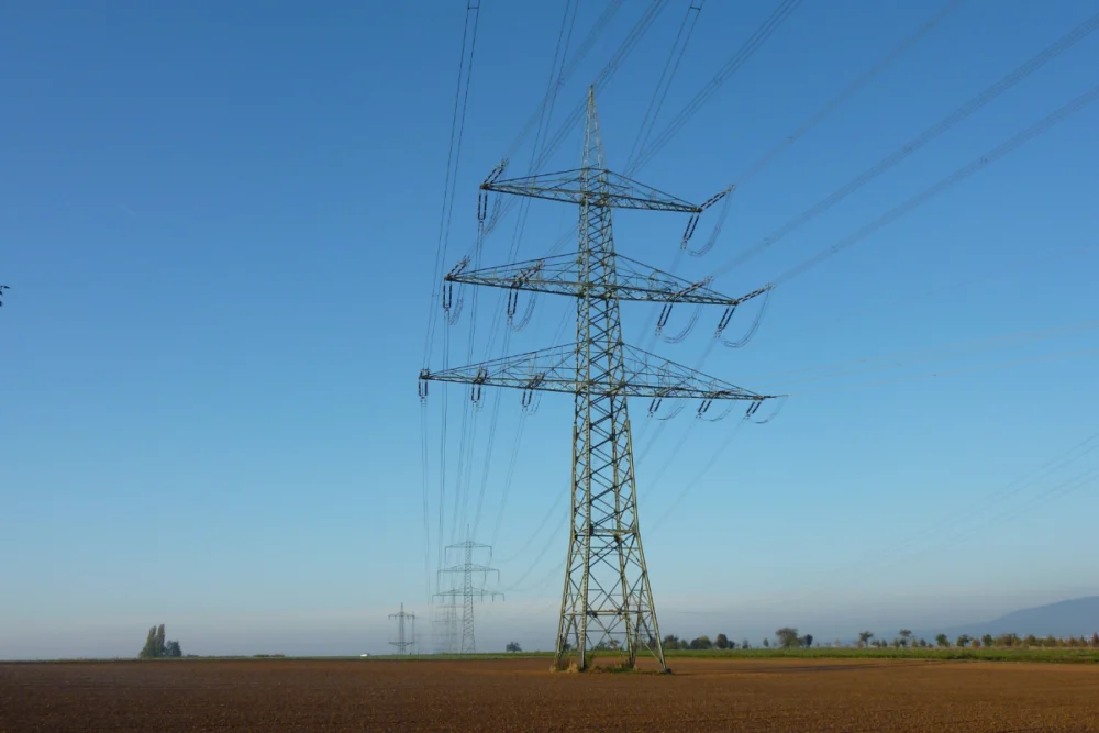 Spot elektrik piyasasında yarın tavan fiyat 3 bin 510 lira oldu