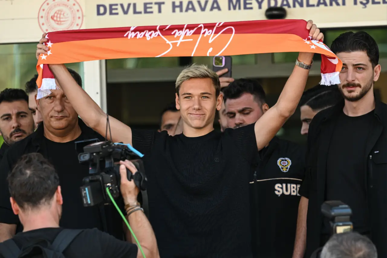 Batrakov'un bonservis ve maaşı resmen açıklandı