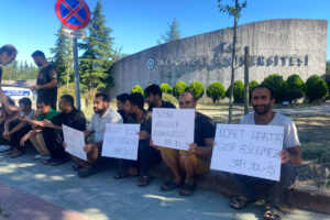 Umuttepe’de 11 inşaat işçisi ücretleri için eylemde