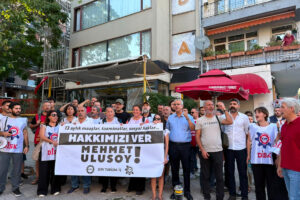 İşçiler Melek Otel önünden seslendi: “Mehmet Ulusoy hakkımızı ver!”