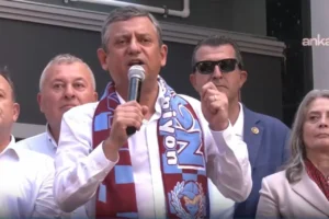 Özgür Özel, Trabzon’da yurttaşlarla bir araya geldi