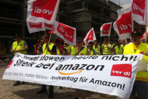 Ucuz kitabın ağır faturası: Hızlı kargo ve sömürüsüyle Amazon