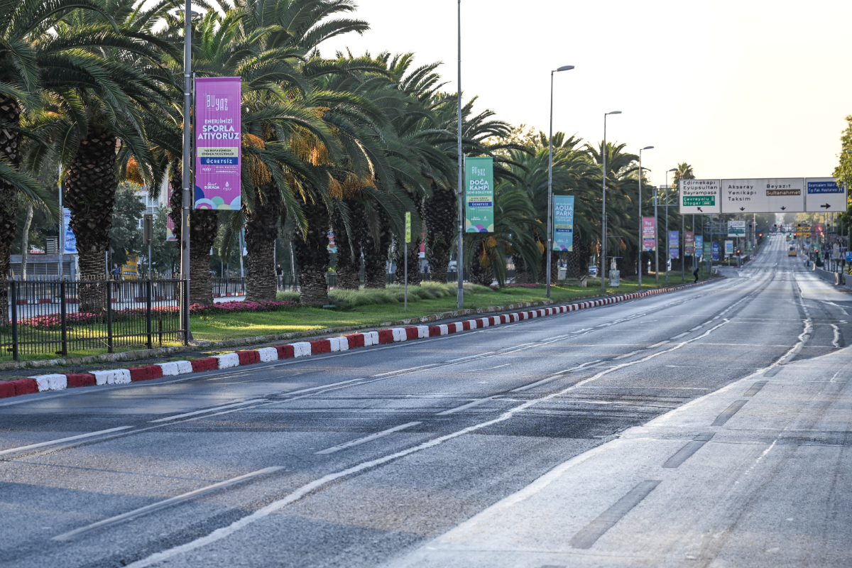İstanbul'da Vatan Caddesi ve bağlantı yolları trafiğe kapatıldı
