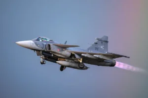 Macaristan'da Gripen tipi savaş uçağı düştü