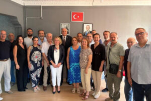 Bozüyük Belediye Başkanı Bakkalcıoğlu ve Meclis üyeleri Yeni Parti'ye geçti