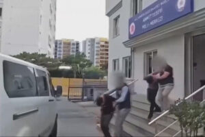 Sultanbeyli'de orman yangını çıkardıkları belirlenen 2 kişi tutuklandı