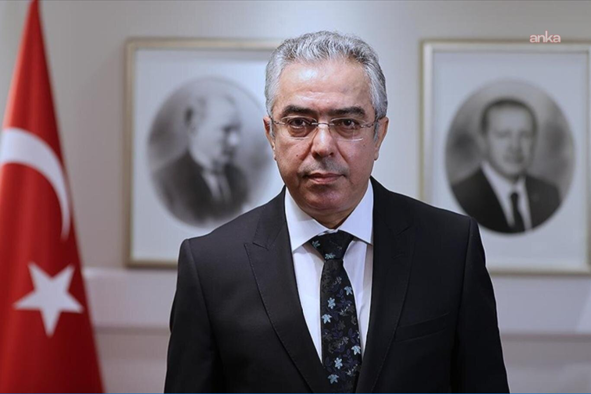 Erdoğan'ın danışmanı Mehmet Uçum: Yeni anayasa mutlaka referanduma sunulmalı