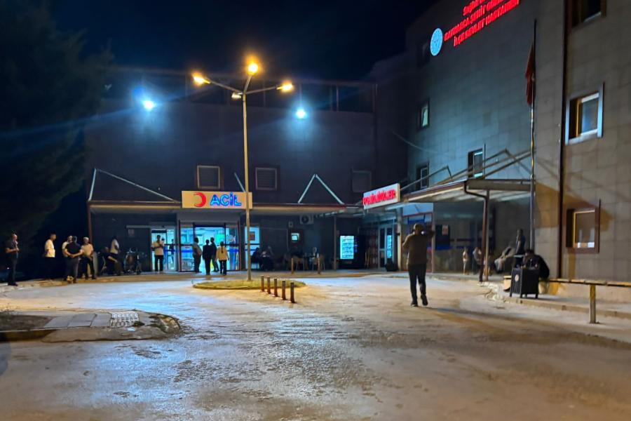 Sakarya'da fabrikada gaz sızıntısı: Zehirlenen 15 işçi hastaneye kaldırıldı