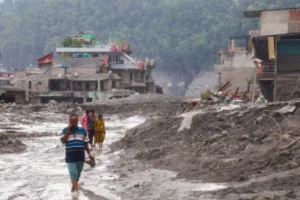 Nepal'deki selde can kaybı 794'e yükseldi: 2 bin 500'ü aşkın kişiden haber alınamıyor