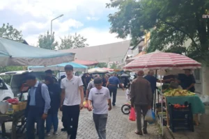Şavşat'ta yurttaş geçim derdinde: “Hayat pahalı, emekli maaşı yetişmiyor"