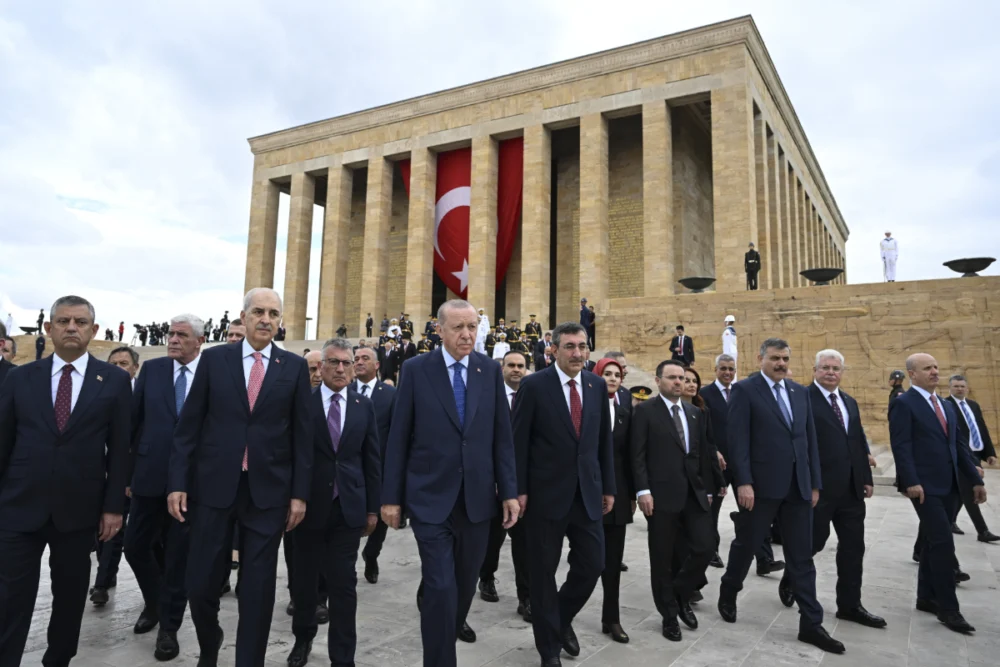 30 Ağustos Zafer Bayramı: Devlet erkanı Anıtkabir'i ziyaret etti