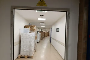 PAÜ Hastanesinde tıbbi malzeme hastane koridorlarında depolanıyor
